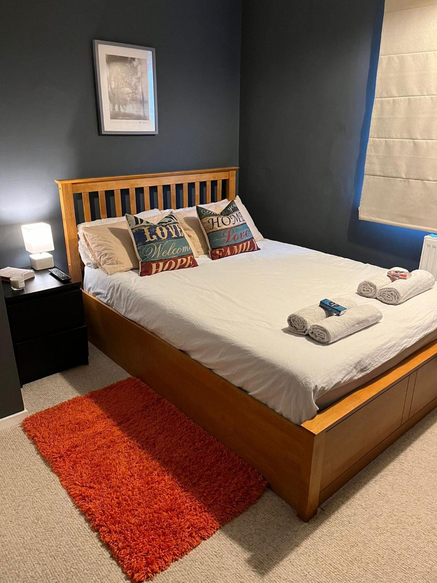 Stylish Double Room In Shared Apartment In Oxfordshire 외부 사진
